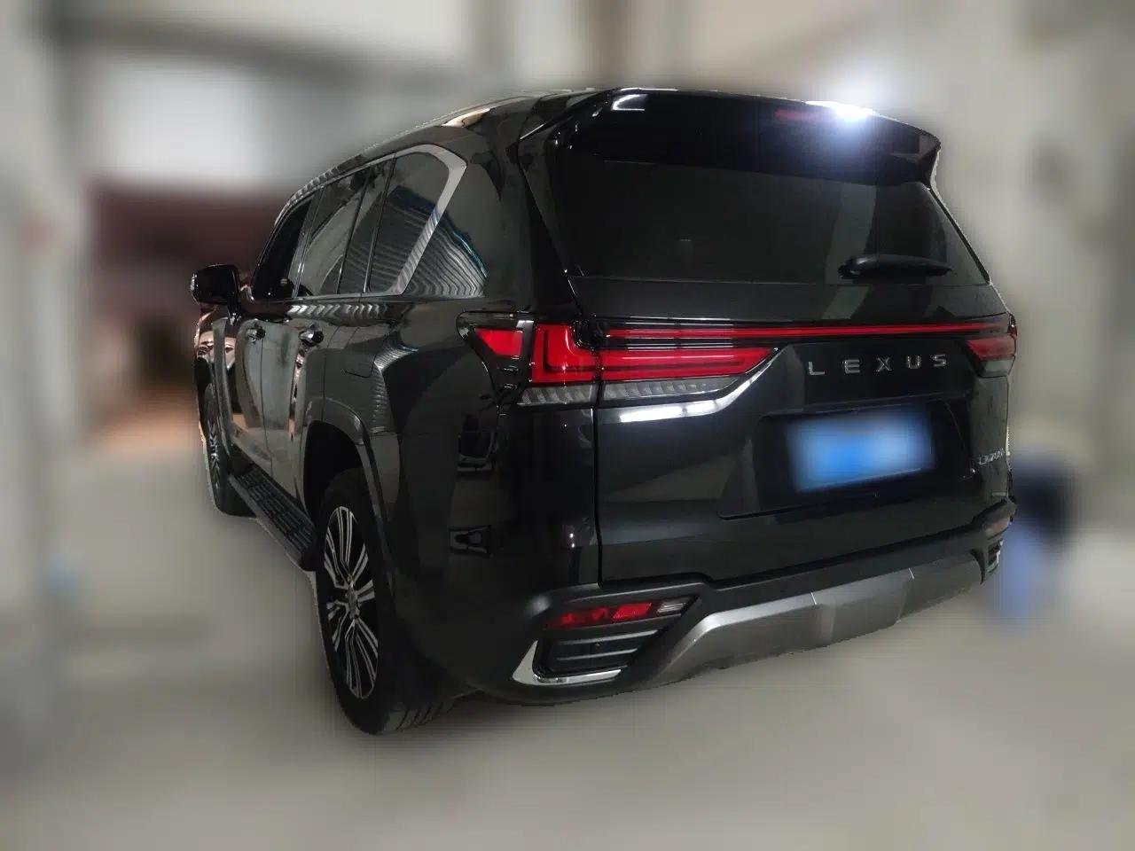 Lexus LX 2025 700h Lingjie Edition — миниатюра 4