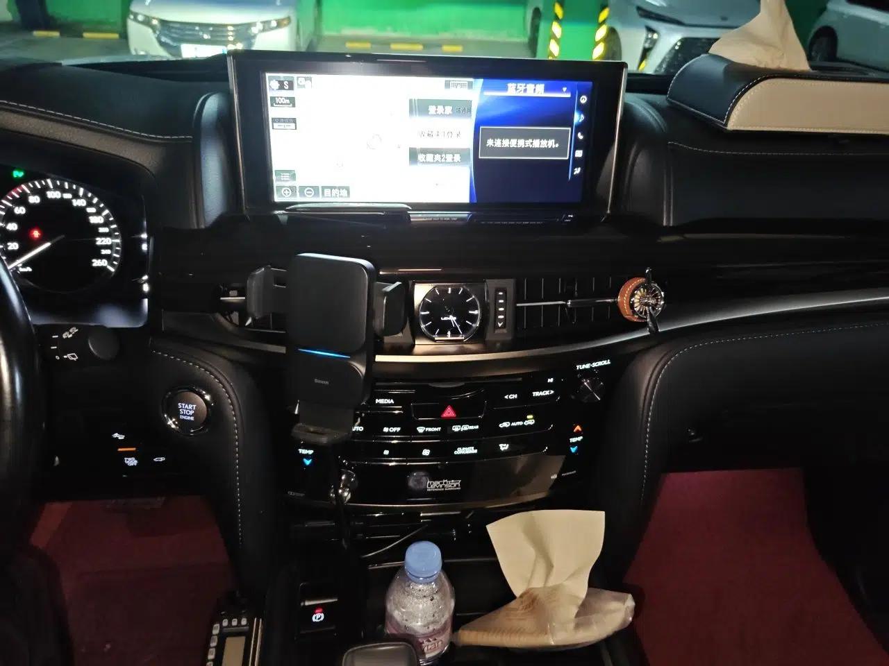 Lexus LX 2016 570 Prestige Luxury Edition — миниатюра 14