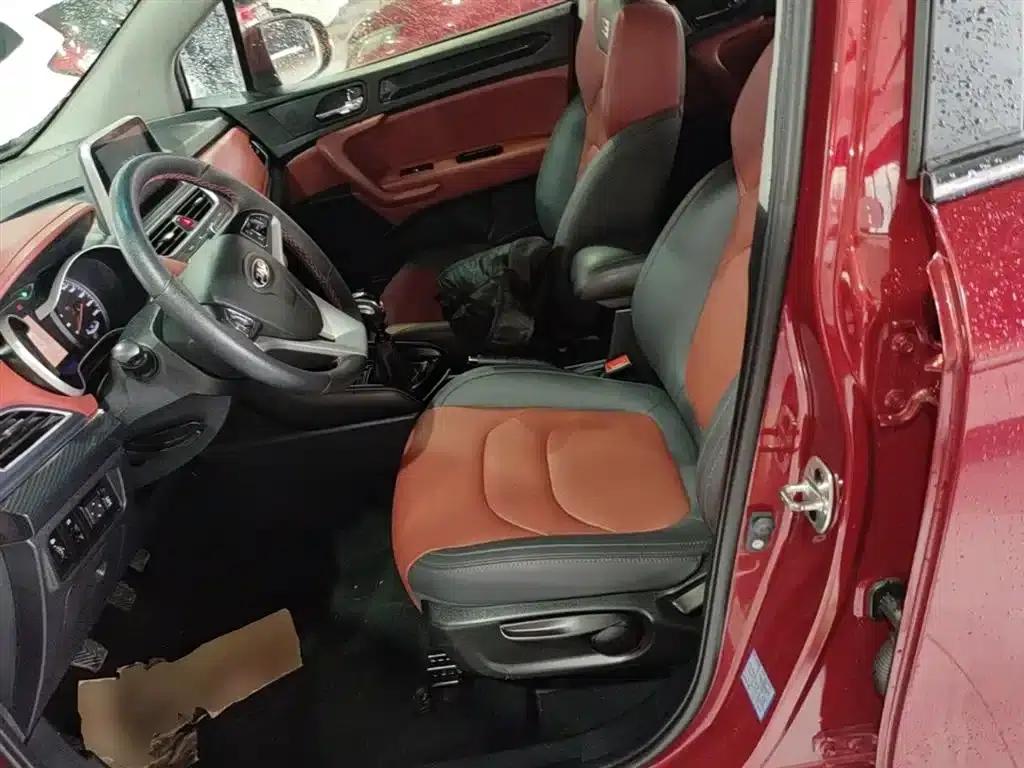 Refine S3 2017 1.5L Manual Deluxe Smart Edition — миниатюра 15