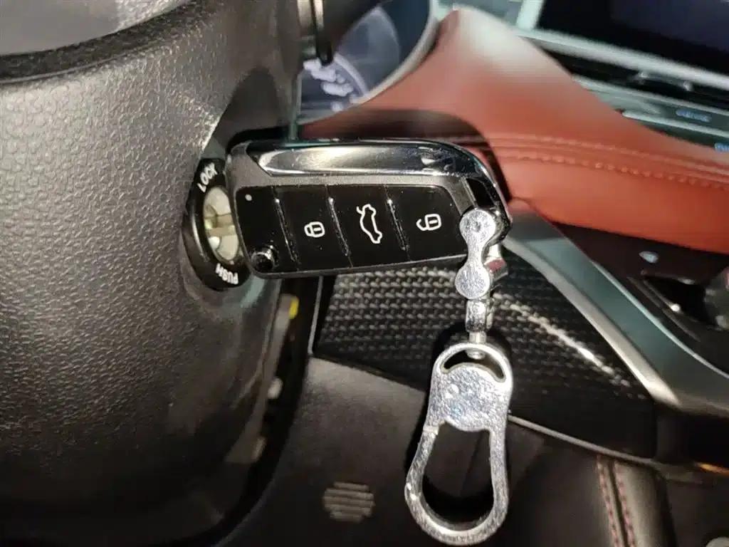 Refine S3 2017 1.5L Manual Deluxe Smart Edition — миниатюра 9