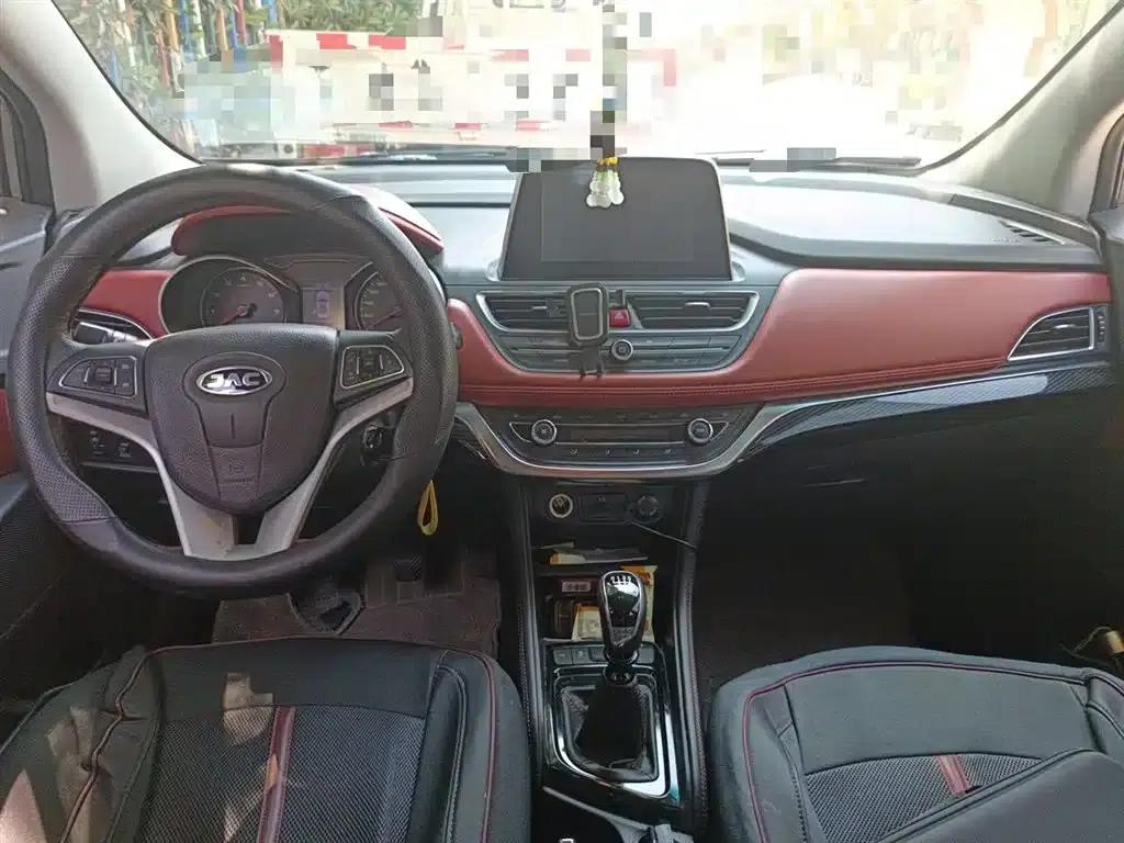 Refine S3 2017 1.5L Manual Deluxe Smart Edition — миниатюра 13