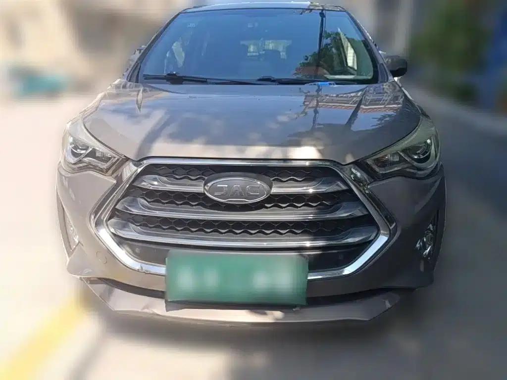 Refine S3 2017 1.5L Manual Deluxe Smart Edition — миниатюра 24