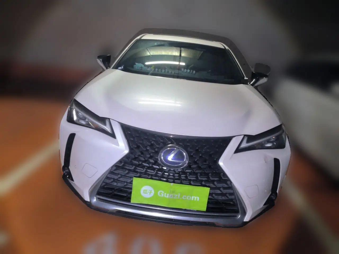 Lexus UX 2020 260h Explore & Adventure Edition — миниатюра 2