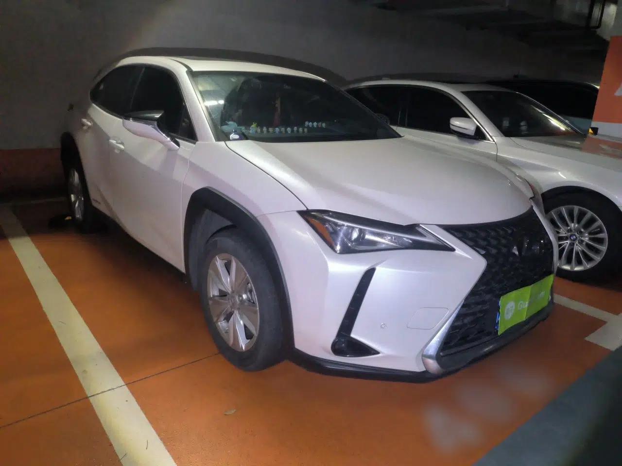 Lexus UX 2020 260h Explore & Adventure Edition — миниатюра 3