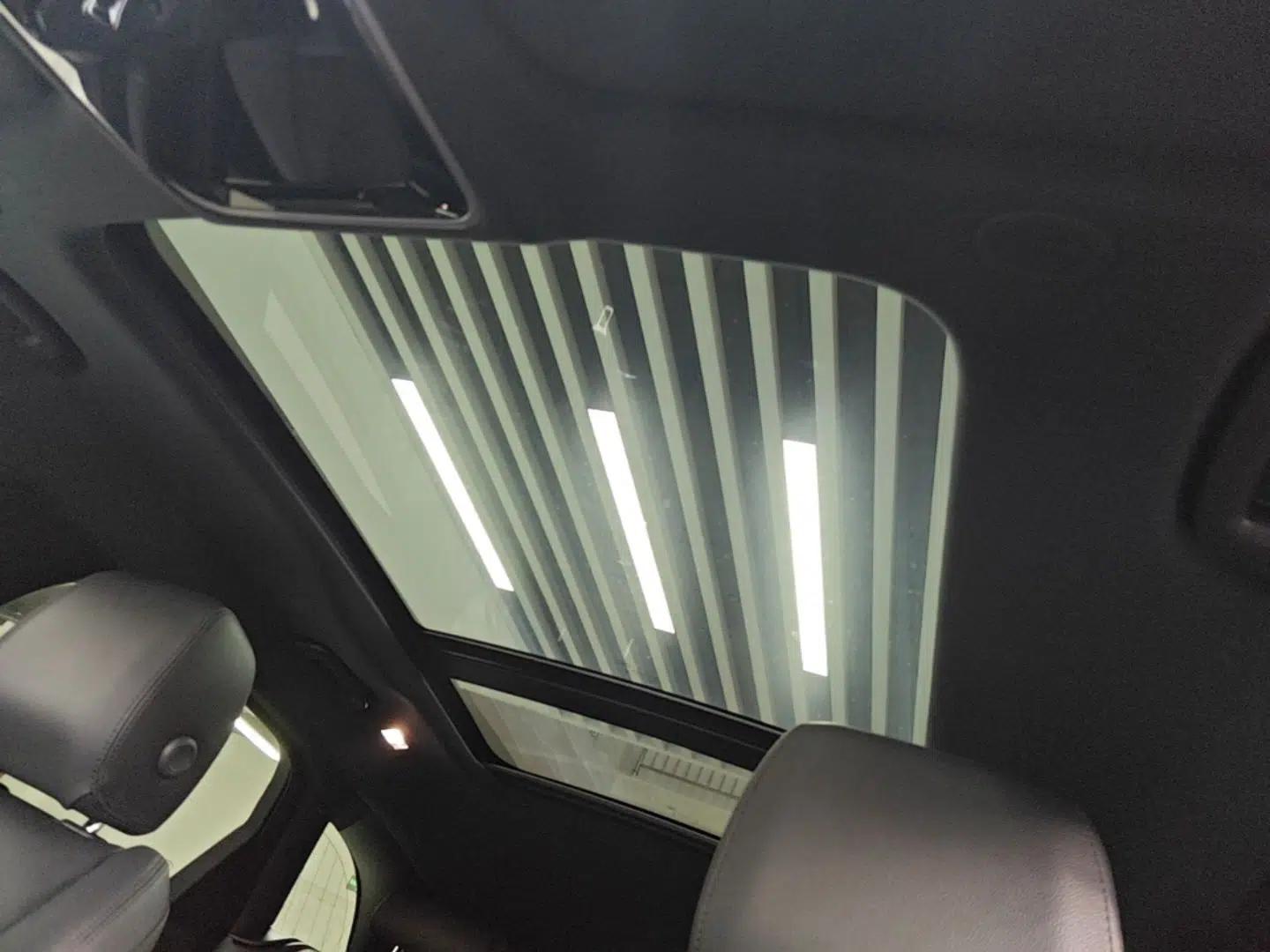 Land Rover Range Velar 2024 Dynamic SE — миниатюра 20