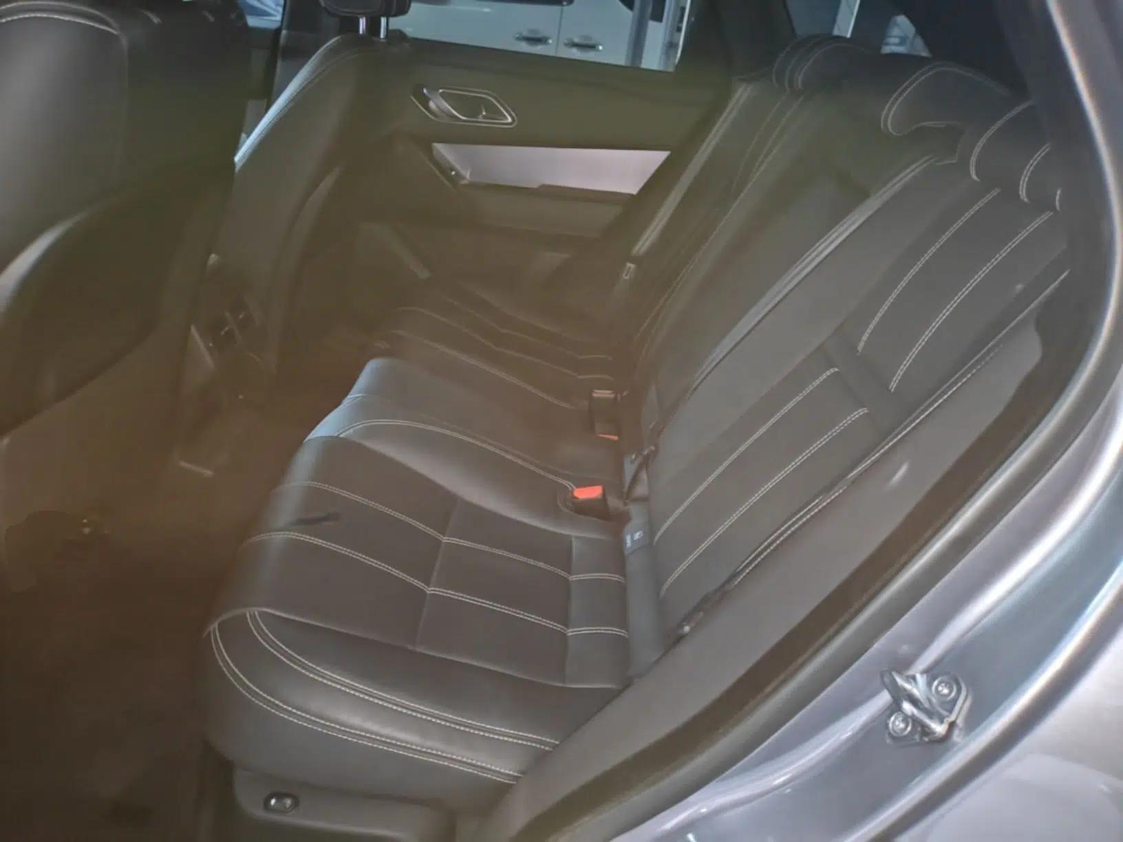 Land Rover Range Velar 2021 P250 Sparkling Black Limited Edition — миниатюра 20