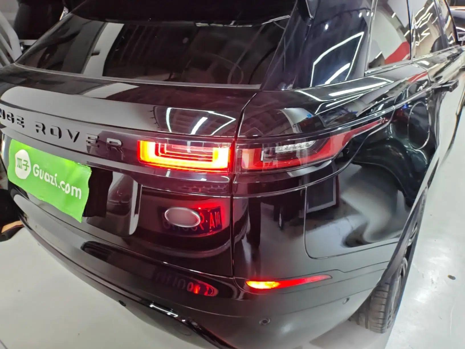 Land Rover Range Velar 2021 P250 Sparkling Black Limited Edition — миниатюра 7