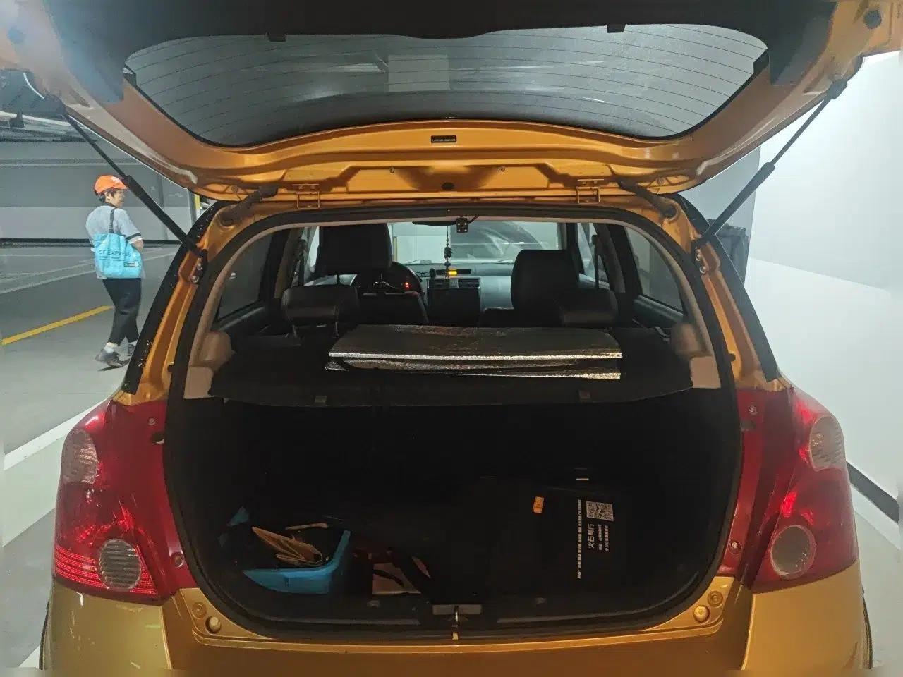 Suzuki Swift 2015 1.5L Automatic Limited Edition — миниатюра 20