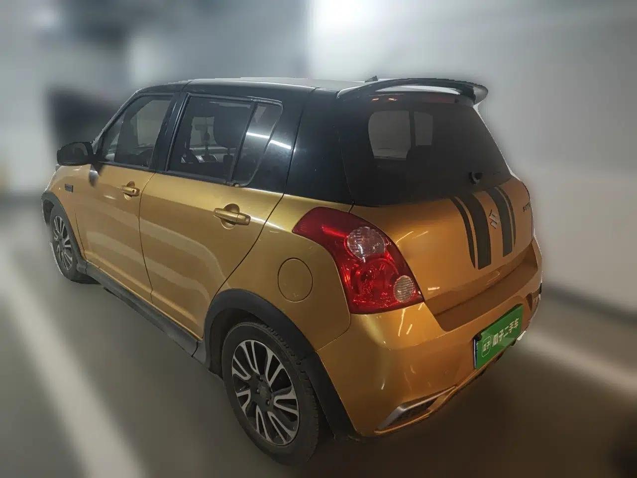 Suzuki Swift 2015 1.5L Automatic Limited Edition — миниатюра 4