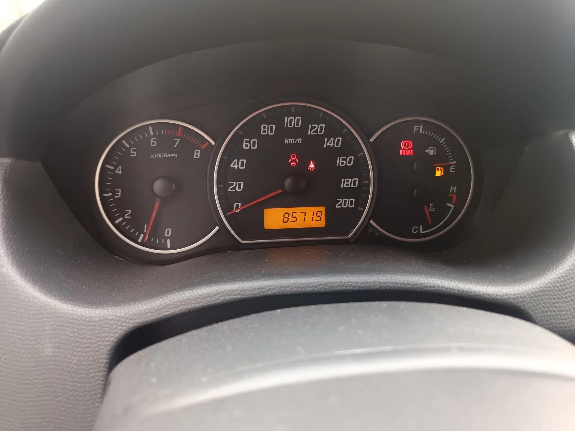 Suzuki Swift 2014 1.3L Manual Standard Edition — миниатюра 12