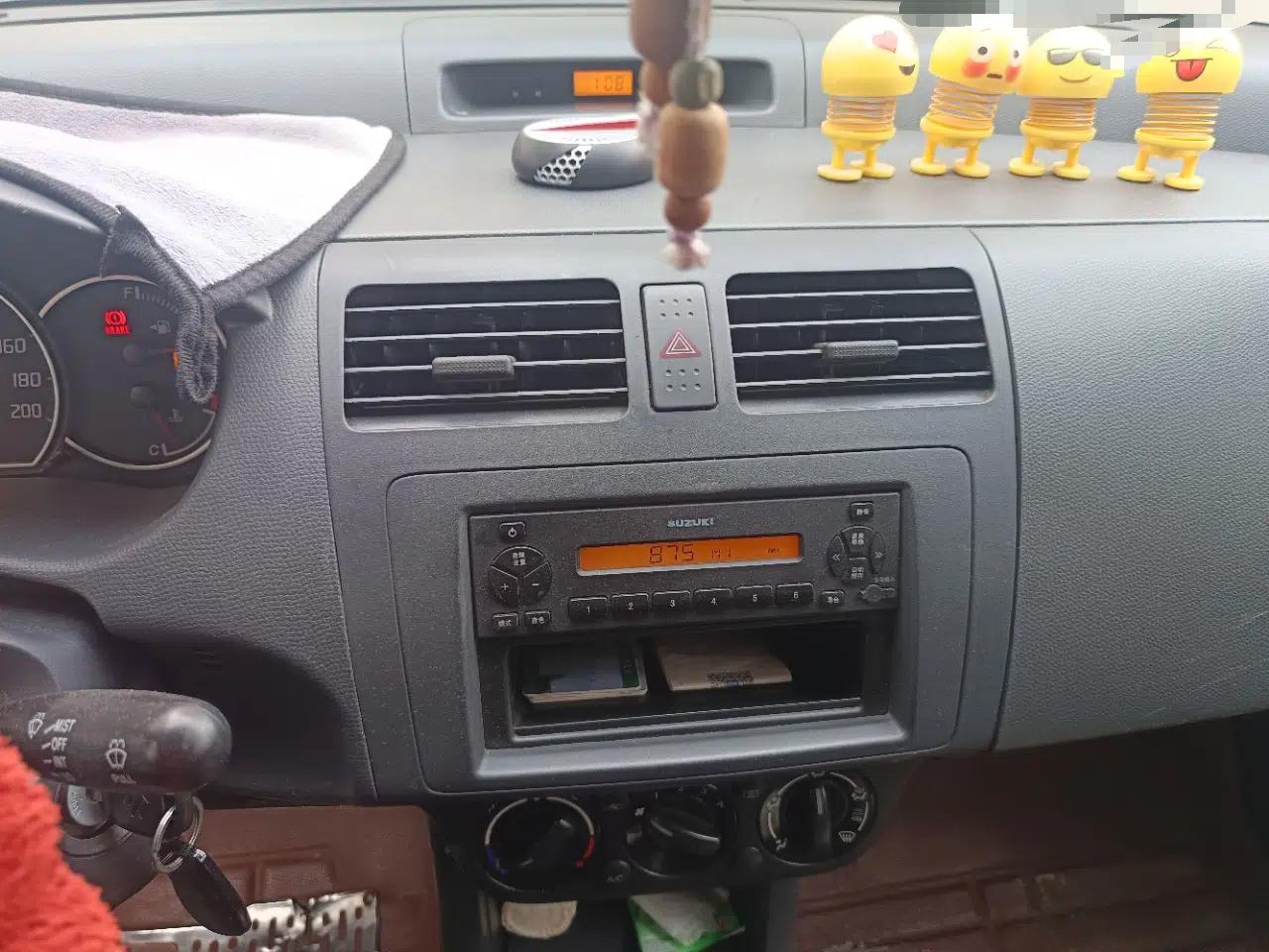 Suzuki Swift 2014 1.3L Manual Standard Edition — миниатюра 14