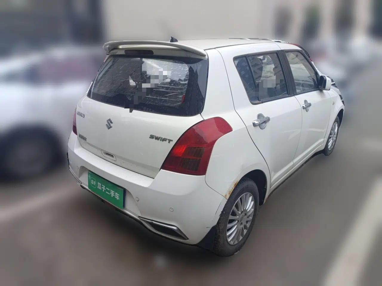 Suzuki Swift 2014 1.3L Manual Standard Edition — миниатюра 6