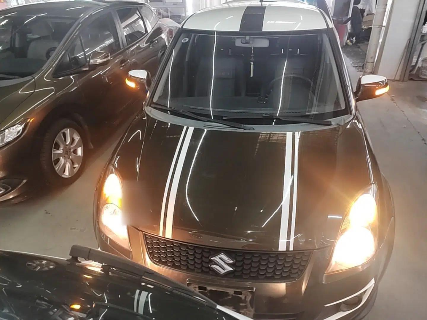 Suzuki Swift 2015 1.5L Automatic Limited Edition — миниатюра 2