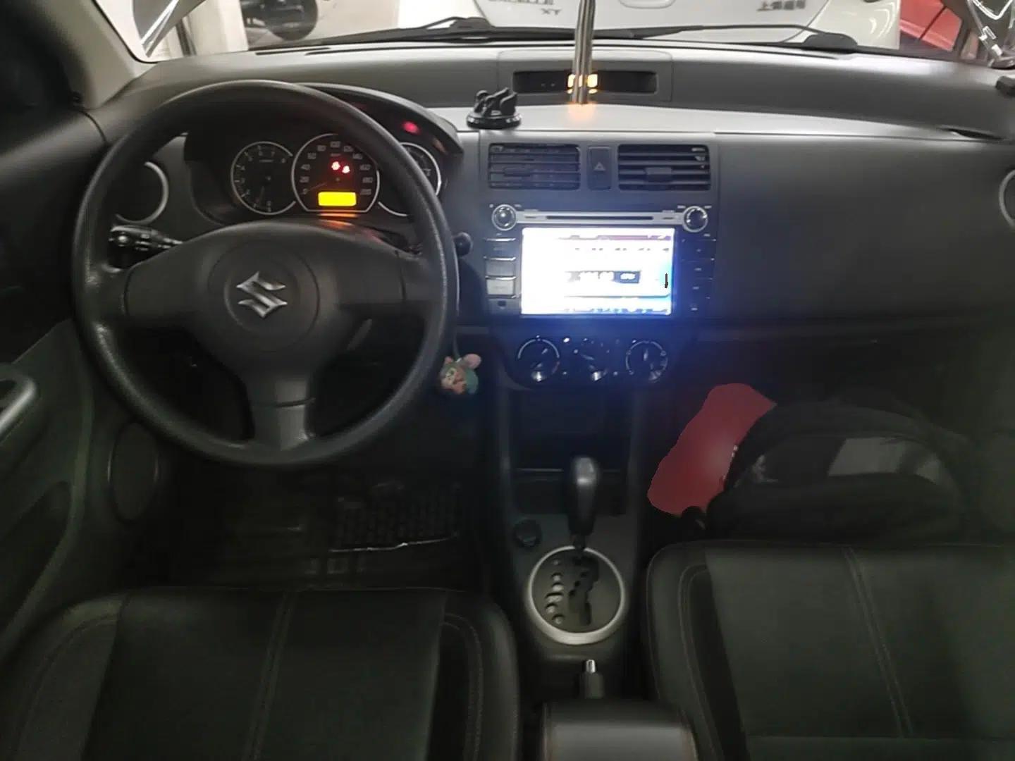 Suzuki Swift 2015 1.5L Automatic Limited Edition — миниатюра 13