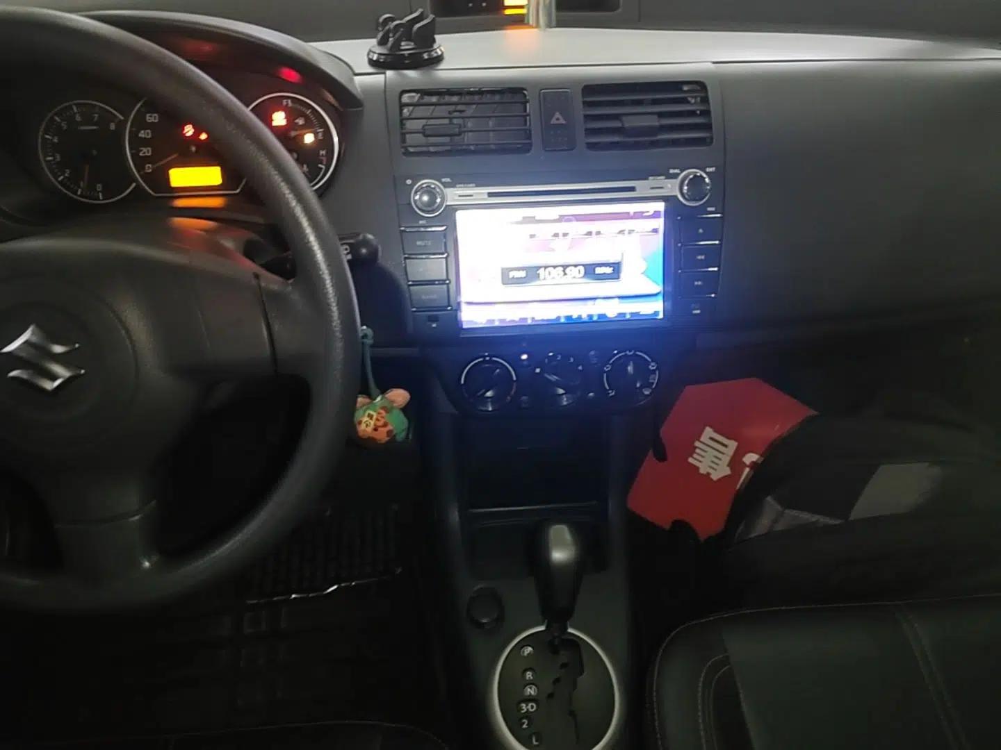 Suzuki Swift 2015 1.5L Automatic Limited Edition — миниатюра 16