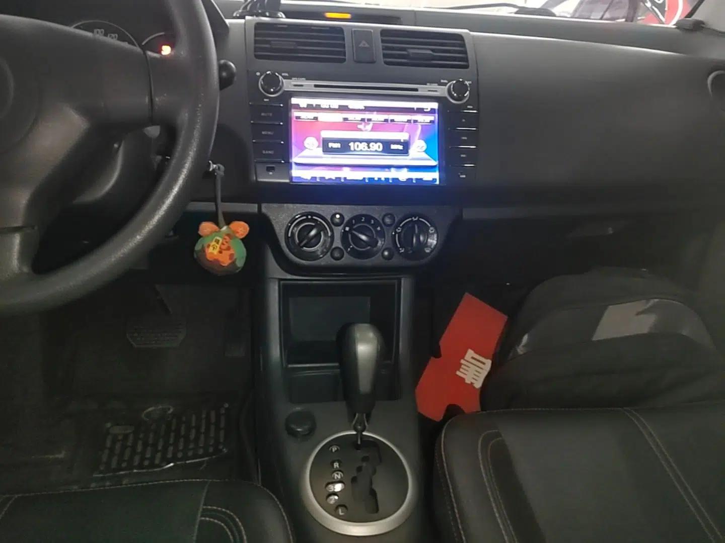 Suzuki Swift 2015 1.5L Automatic Limited Edition — миниатюра 17