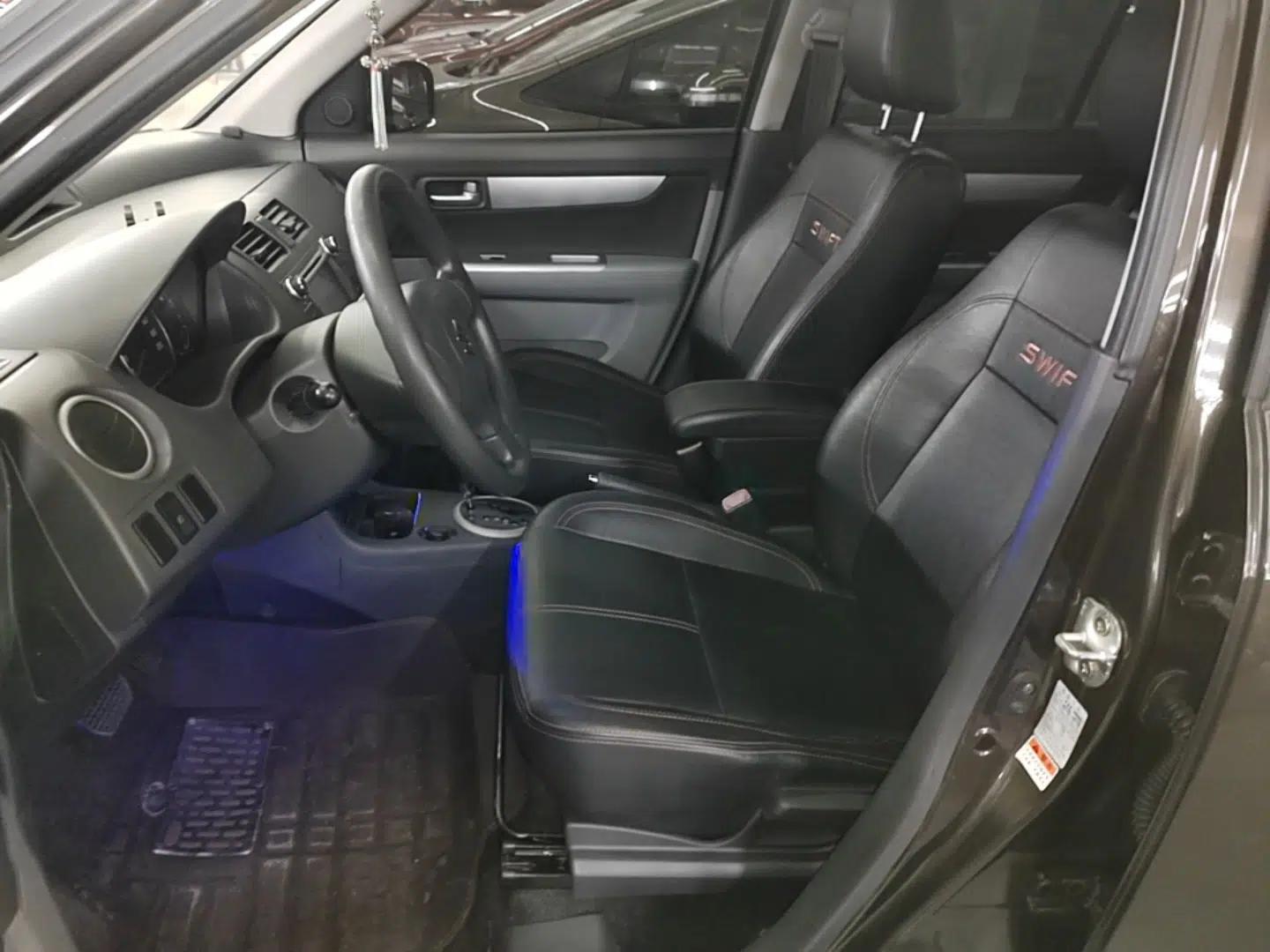 Suzuki Swift 2015 1.5L Automatic Limited Edition — миниатюра 18