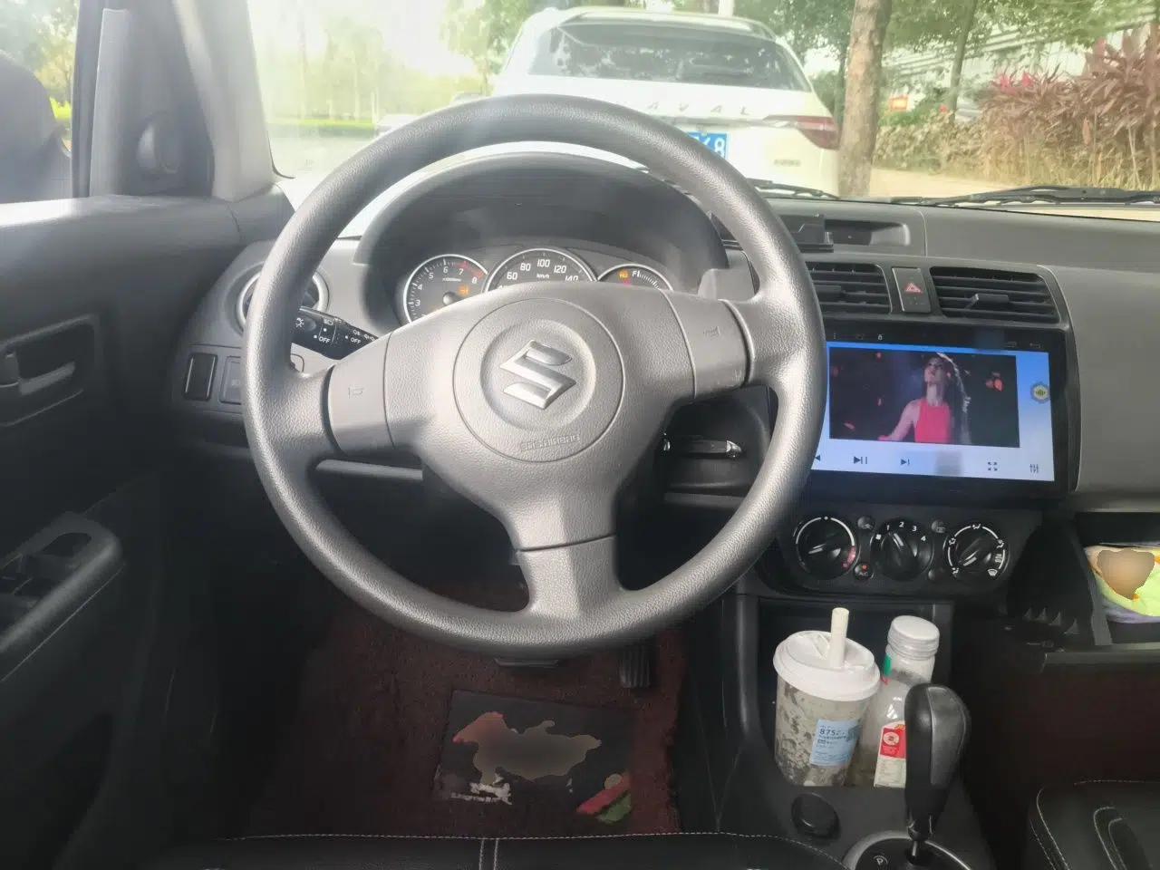 Suzuki Swift 2015 1.5L Automatic Limited Edition — миниатюра 11