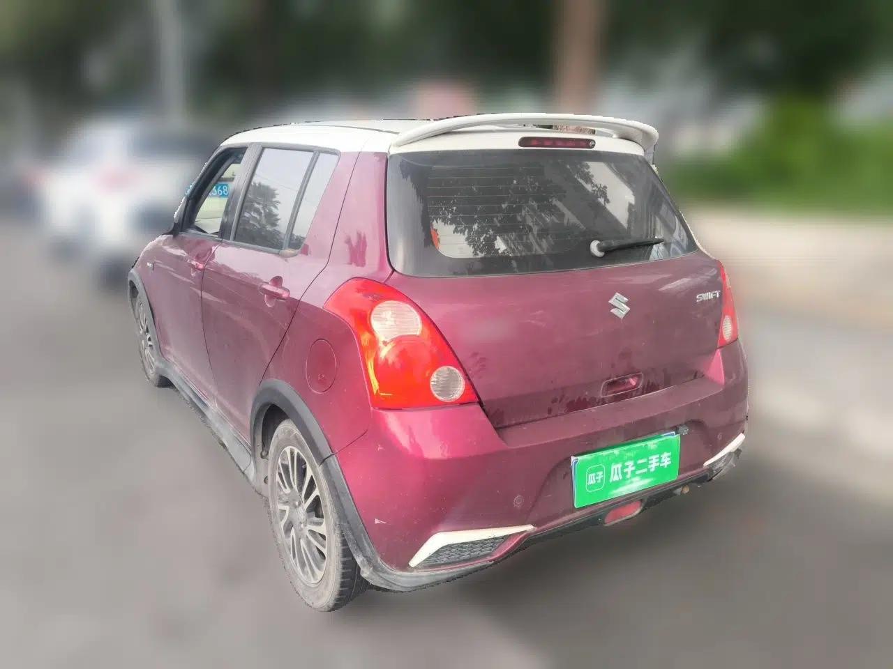 Suzuki Swift 2015 1.5L Automatic Limited Edition — миниатюра 4
