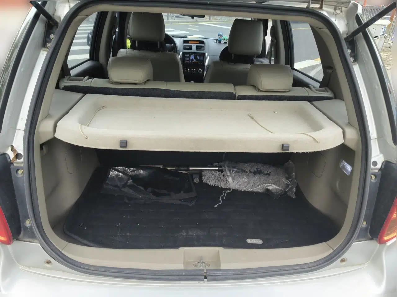 Suzuki SX4 2011 Revised Version 1.6L Automatic Comfort Edition — миниатюра 20