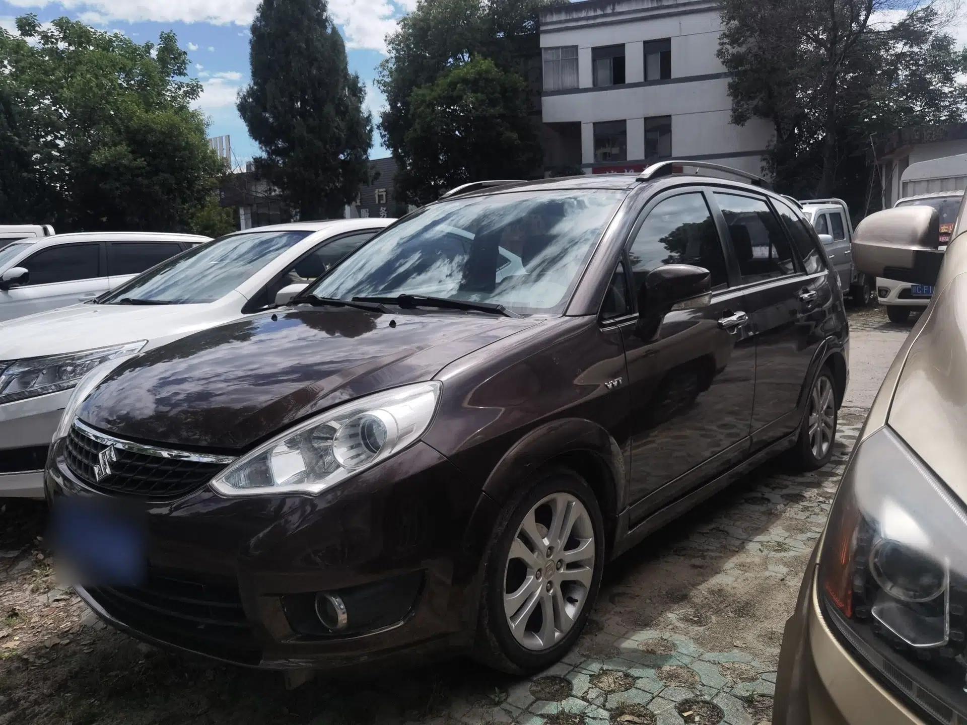 Suzuki Liana A6 2015 Hatchback 1.4L Manual Enjoyment Model — миниатюра 1
