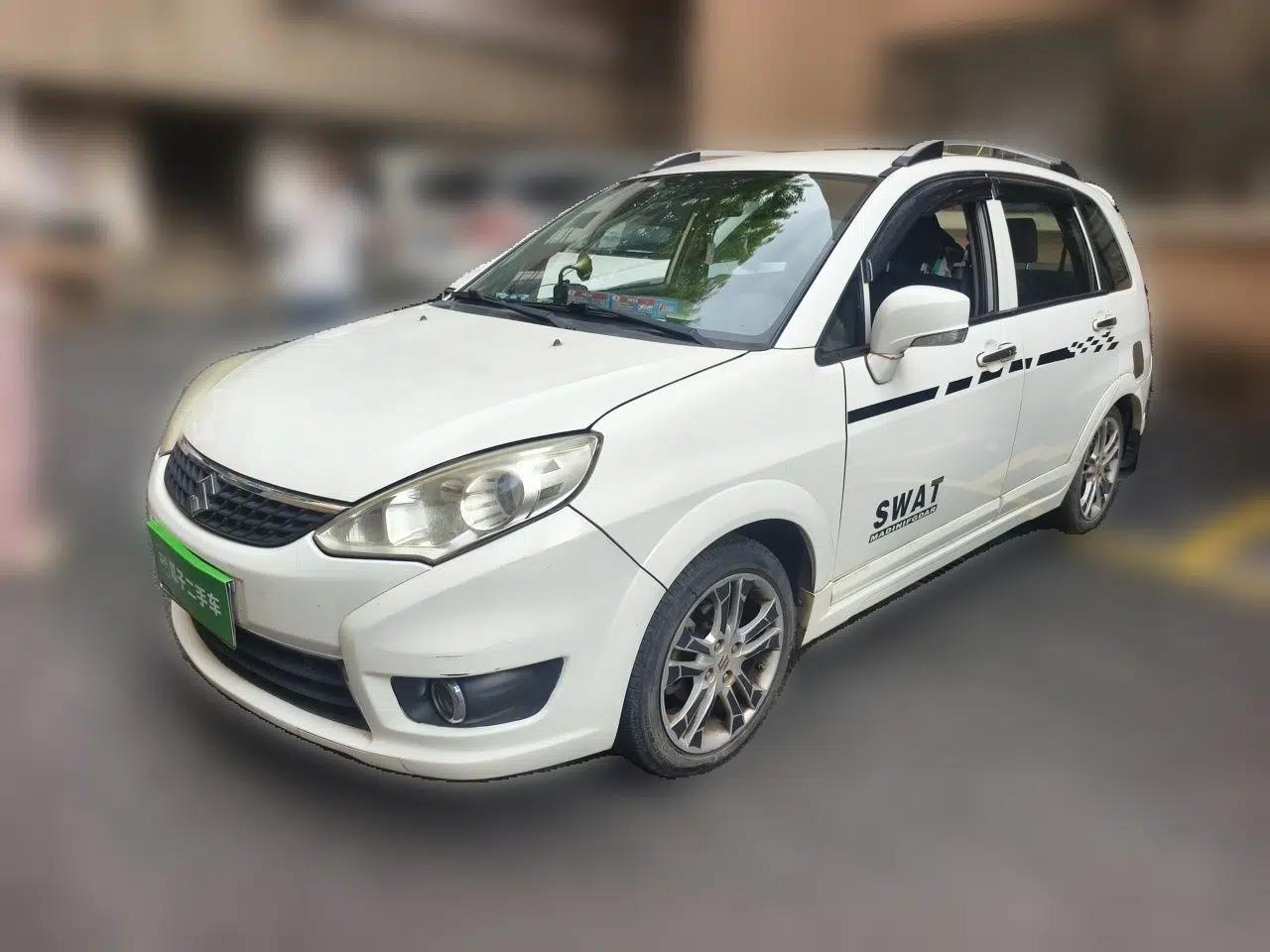 Suzuki Liana A6 2015 Hatchback 1.4L Manual Enjoyment Model — миниатюра 1