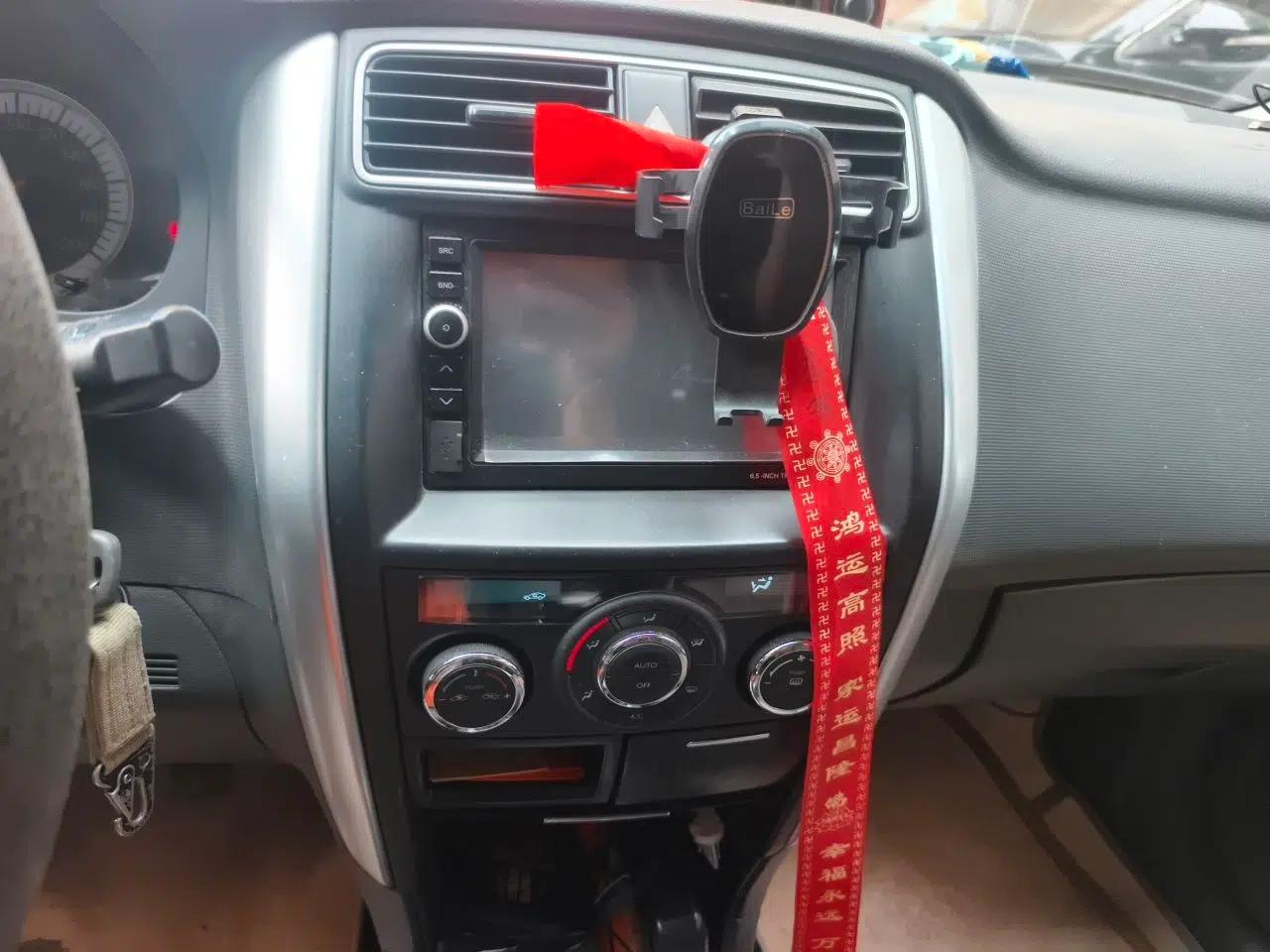 Suzuki Liana A6 2015 Hatchback 1.4L Manual Enjoyment Model — миниатюра 14