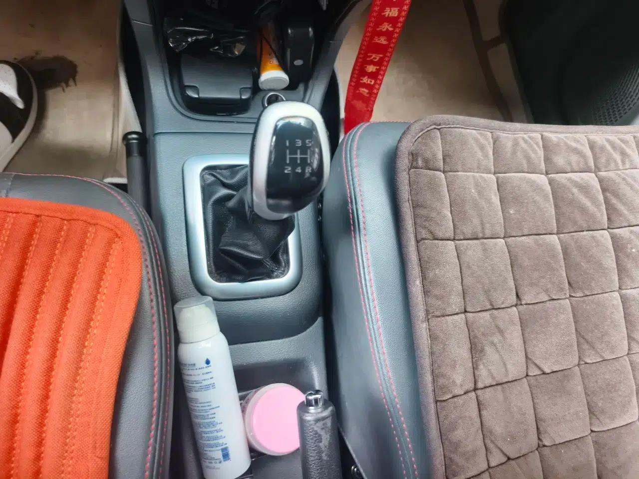 Suzuki Liana A6 2015 Hatchback 1.4L Manual Enjoyment Model — миниатюра 15