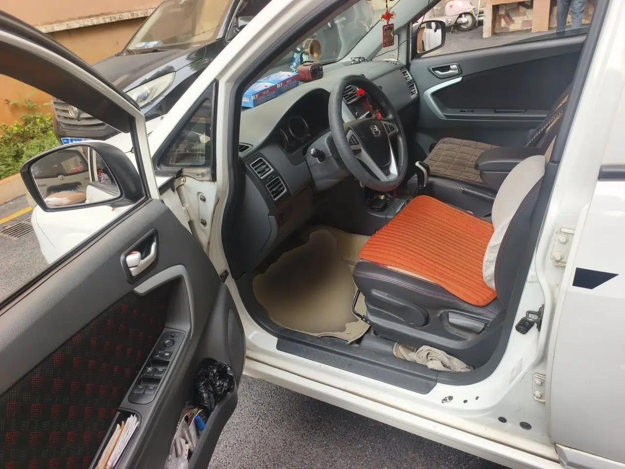 Suzuki Liana A6 2015 Hatchback 1.4L Manual Enjoyment Model — миниатюра 17