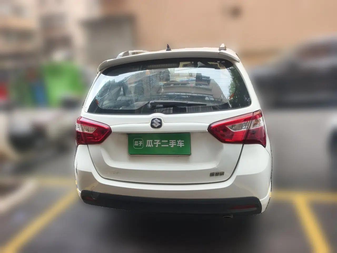 Suzuki Liana A6 2015 Hatchback 1.4L Manual Enjoyment Model — миниатюра 5