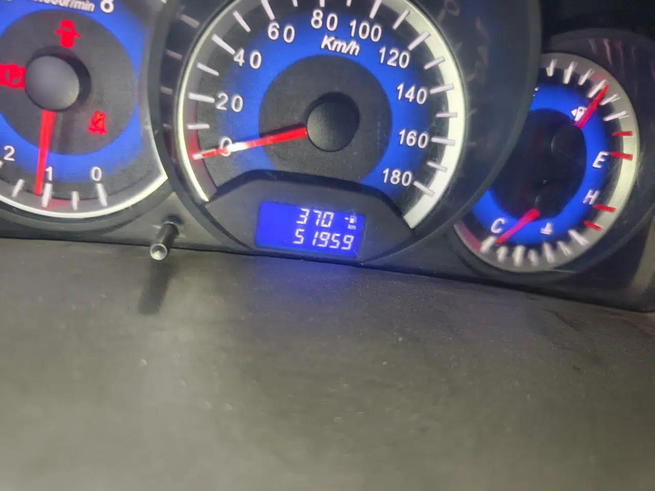 Suzuki Wagon R X5 2013 Cruise Edition 1.4L VVT Standard Model — миниатюра 13