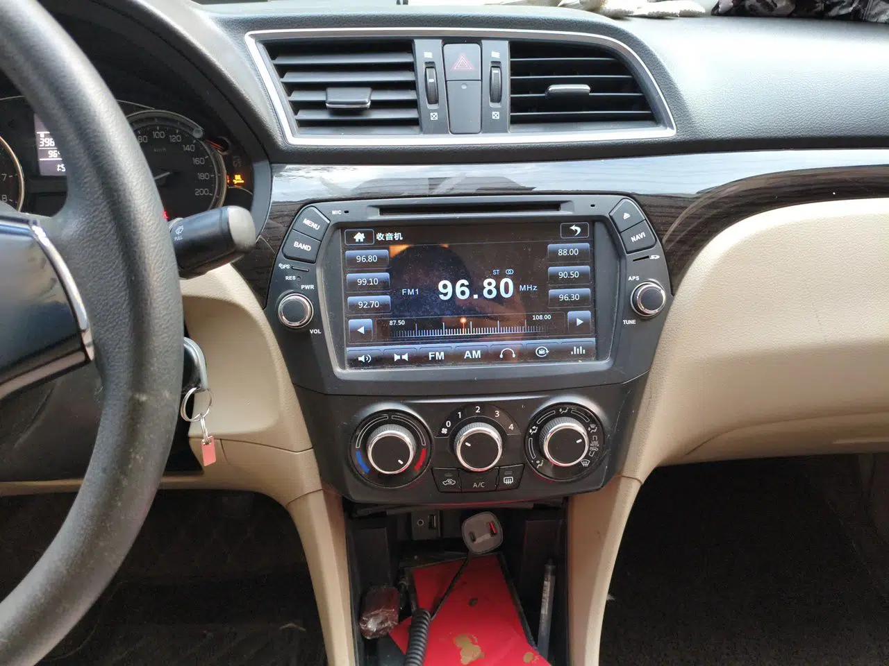 Suzuki Alivio 2015 1.6L Manual Comfort Model — миниатюра 14