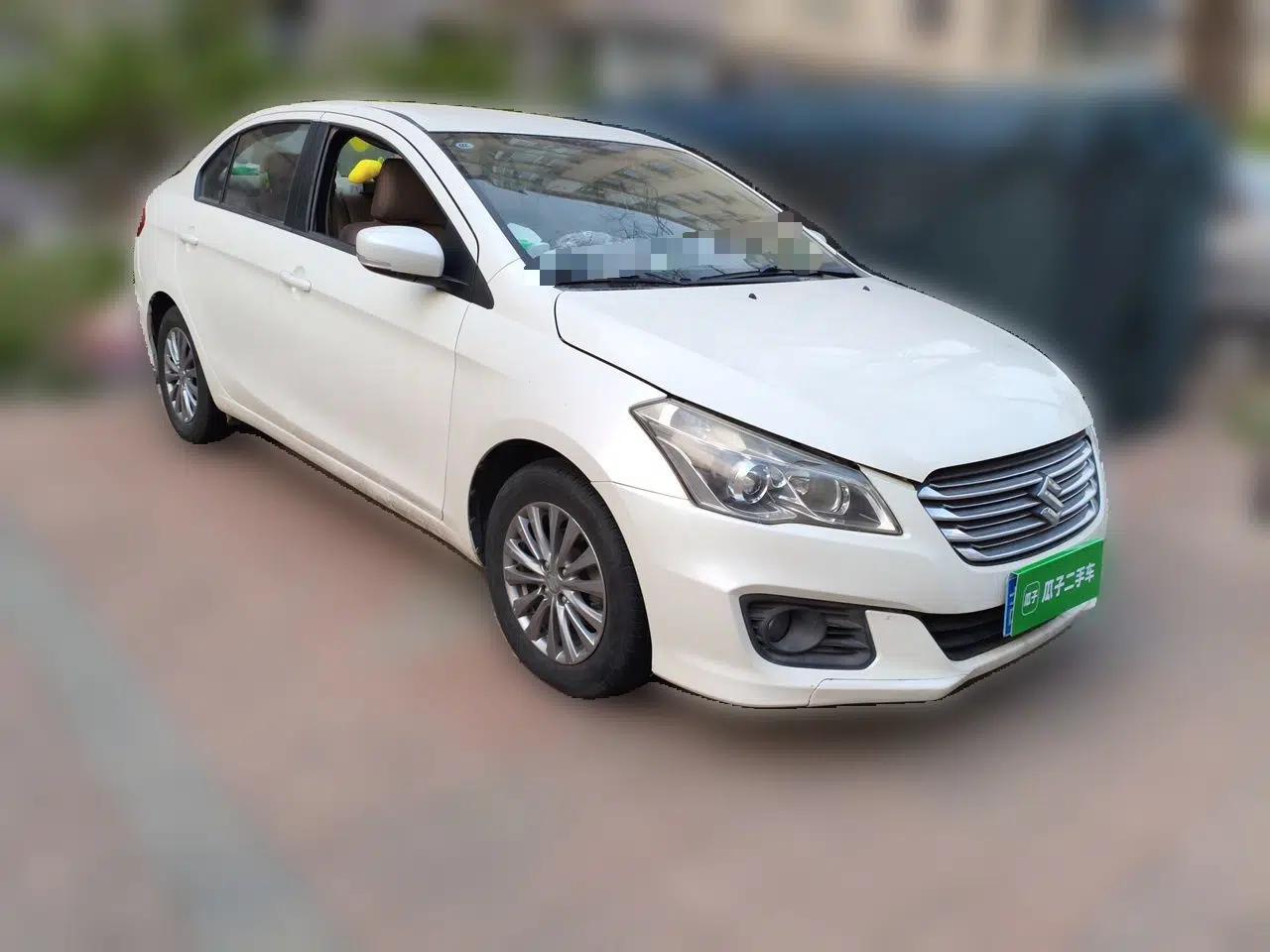 Suzuki Alivio 2015 1.6L Manual Comfort Model — миниатюра 3