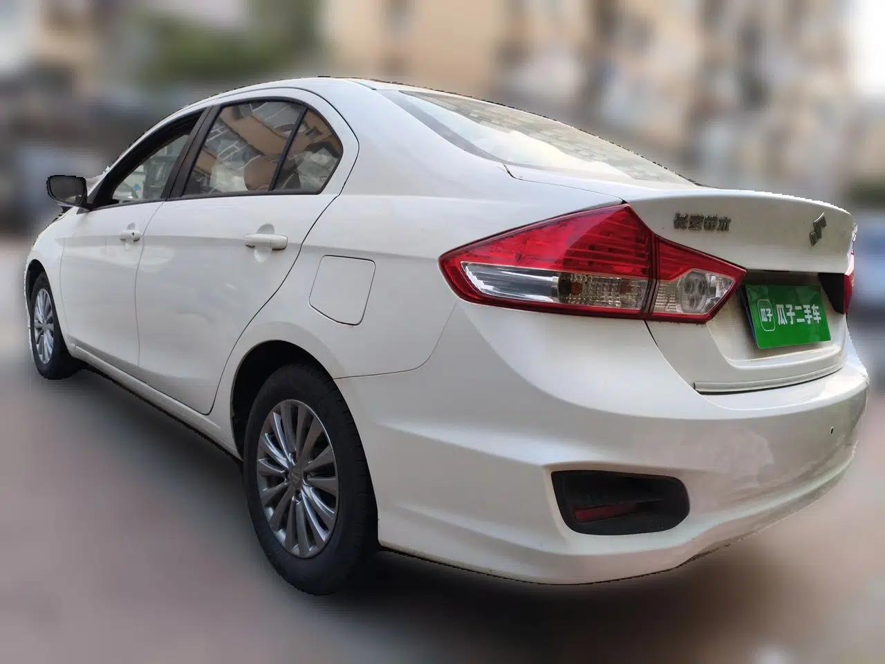 Suzuki Alivio 2015 1.6L Manual Comfort Model — миниатюра 4