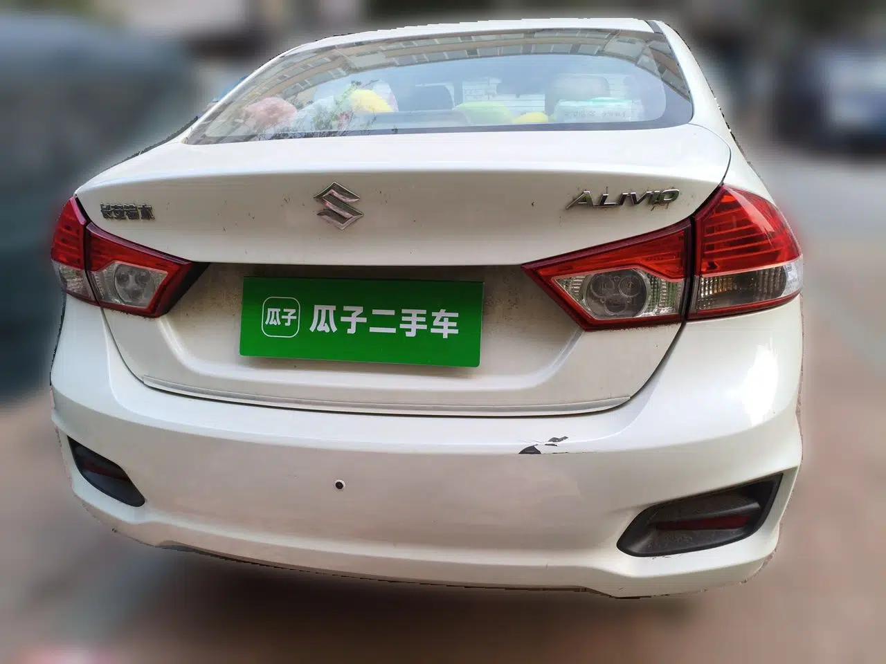 Suzuki Alivio 2015 1.6L Manual Comfort Model — миниатюра 5