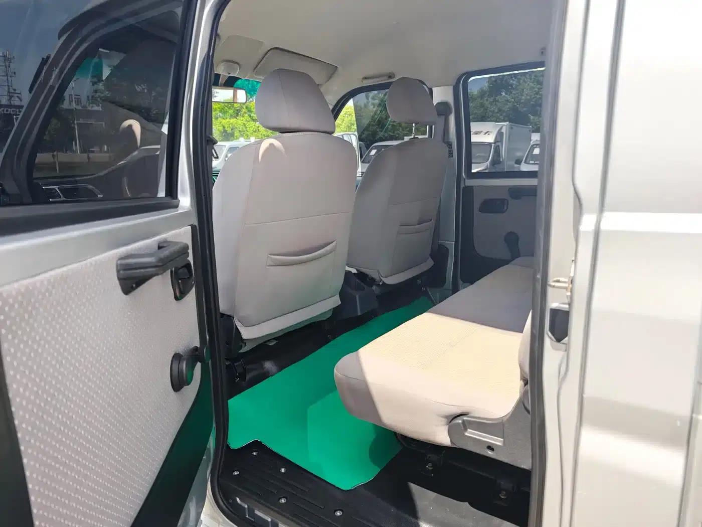 Jinbei T5 2024 T5L 1.6L Comfort Cargo Truck, Double Cab, 2.85m, Dual Rear Wheels, Gross Vehicle Weight 2680kg — миниатюра 10
