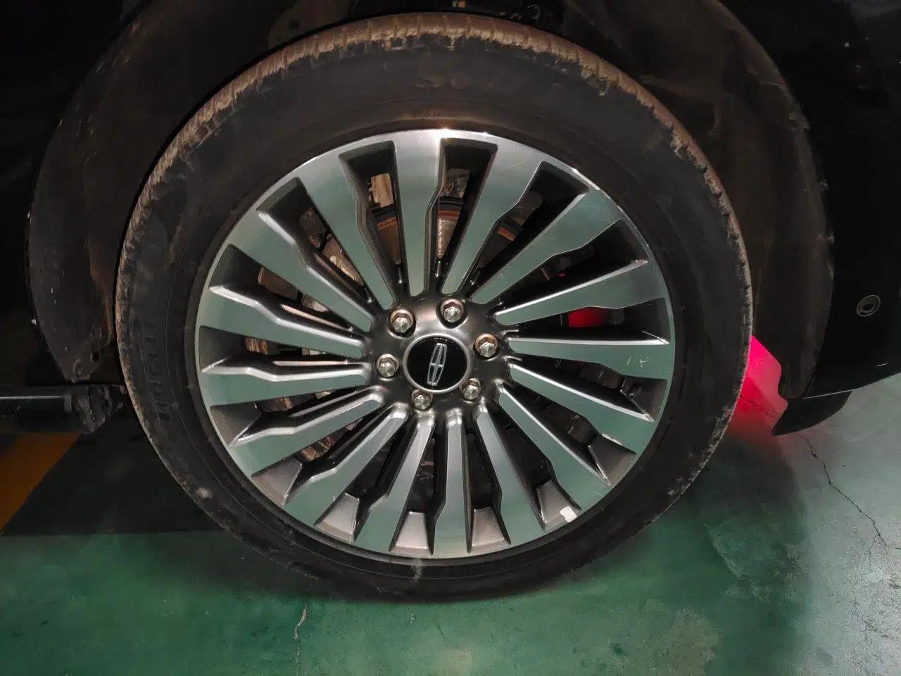 Lincoln Navigator 2020 3.5T Prestige Edition — миниатюра 8
