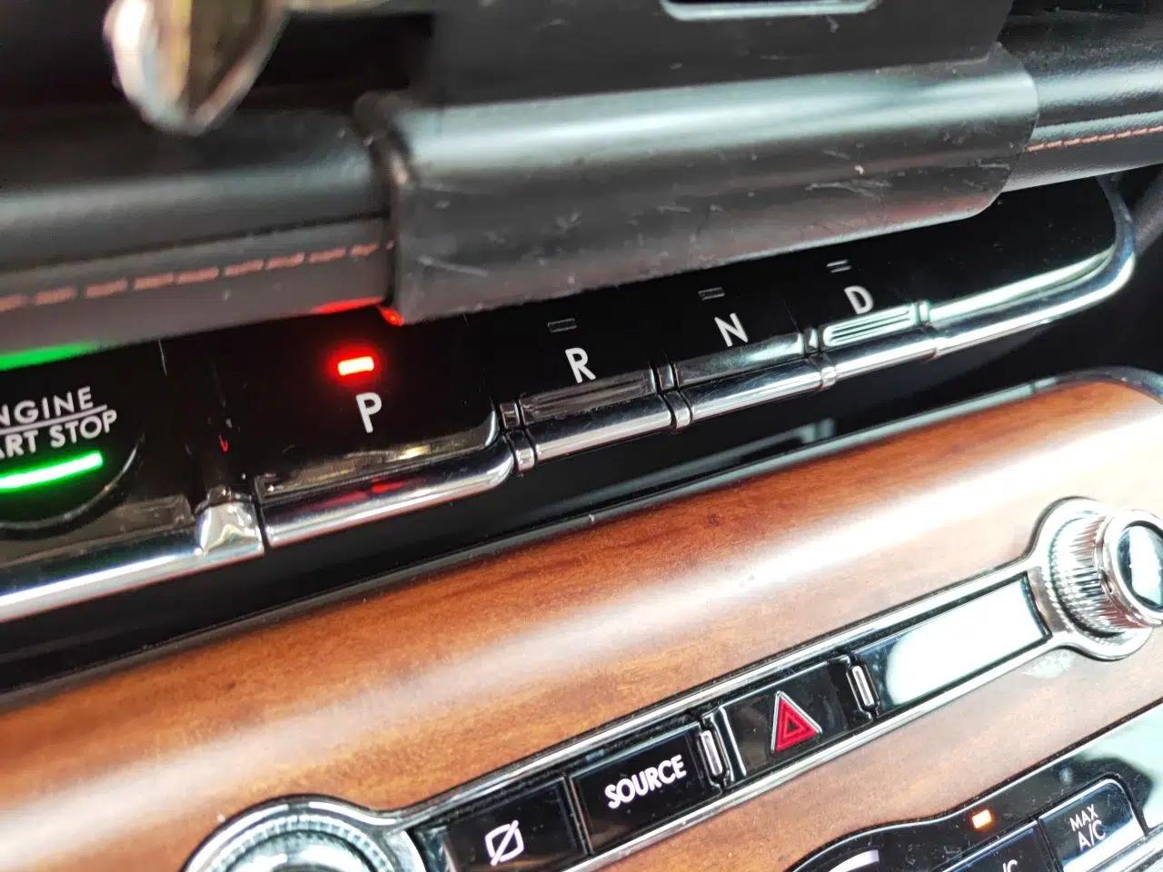 Lincoln Aviator 2020 3.0T V6 Four-Wheel Drive Premium Edition — миниатюра 15