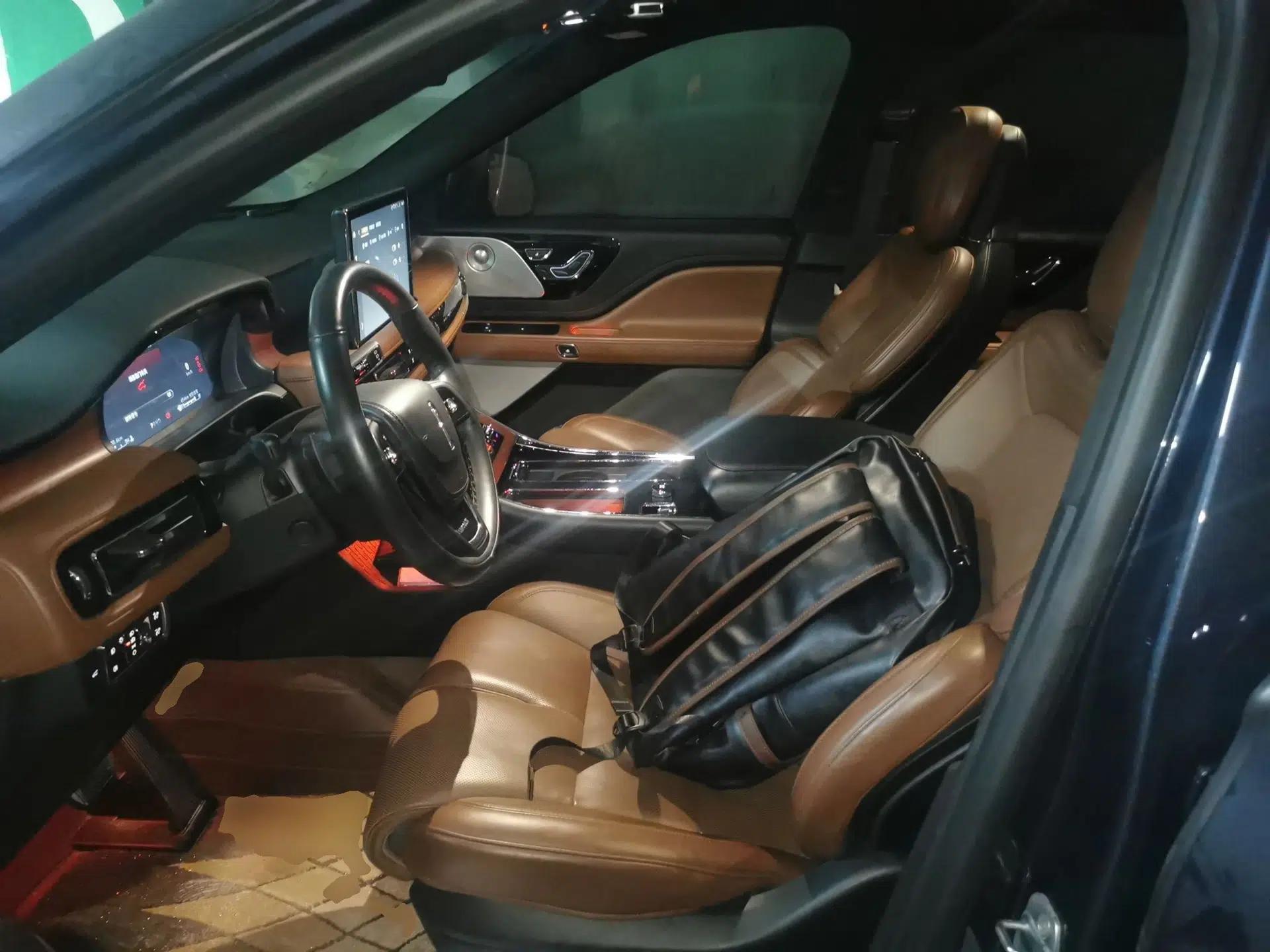 Lincoln Aviator 2022 3.0T V6 Four-Wheel Drive Executive Edition — миниатюра 16