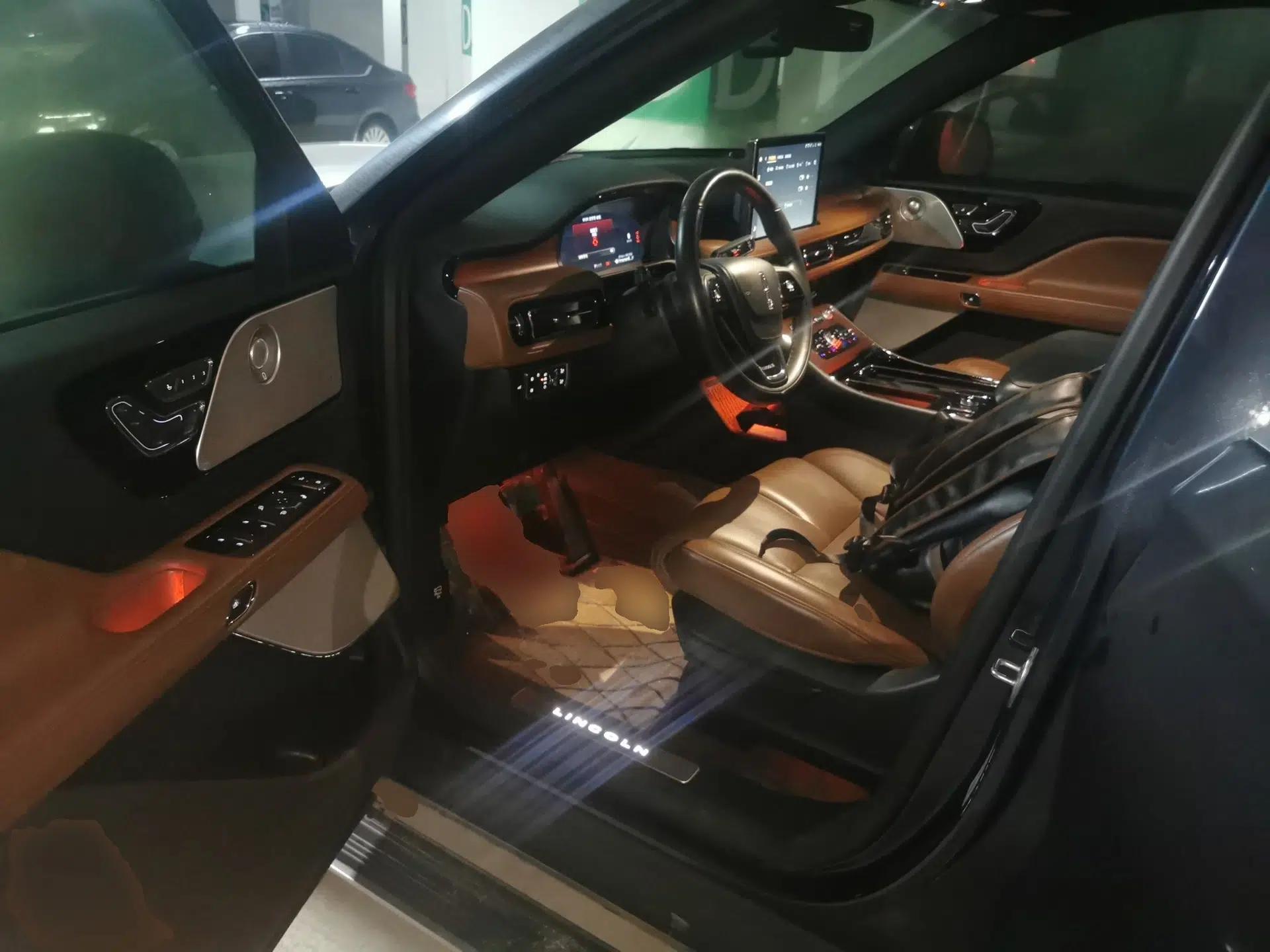 Lincoln Aviator 2022 3.0T V6 Four-Wheel Drive Executive Edition — миниатюра 17