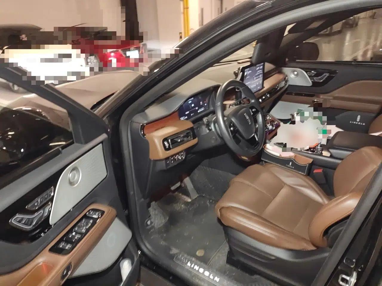 Lincoln Aviator 2020 3.0T V6 All-Wheel Drive Executive Version — миниатюра 17