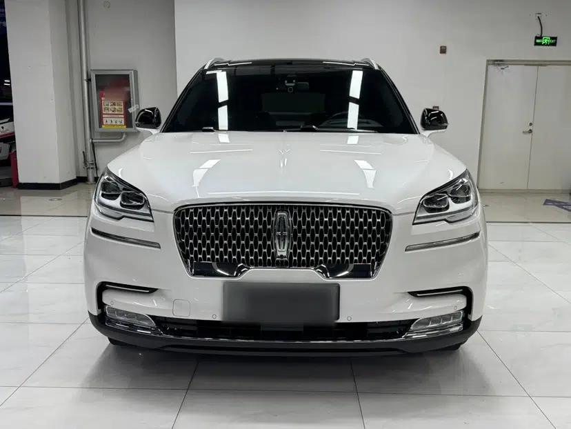 Lincoln Aviator 2021 3.0T V6 All-Wheel-Drive Executive Edition — миниатюра 7