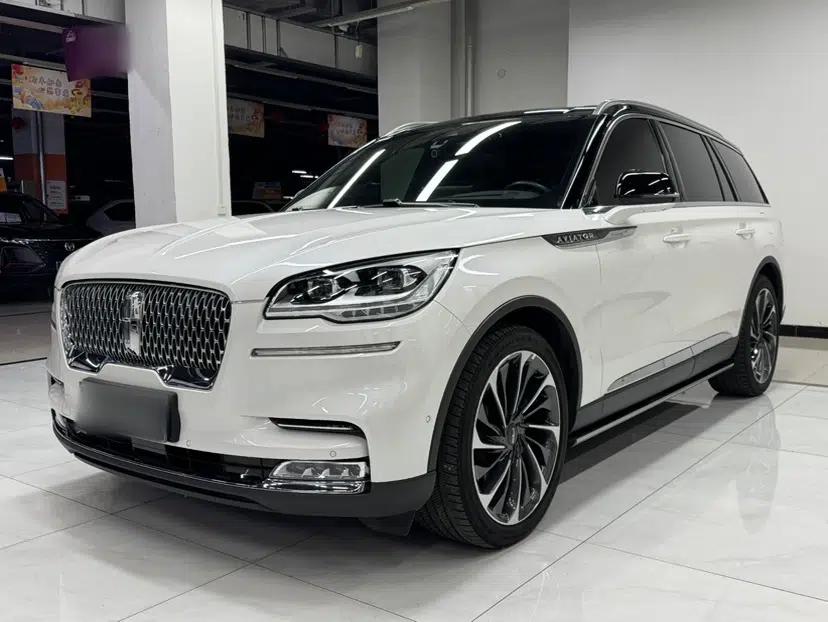 Lincoln Aviator 2021 3.0T V6 All-Wheel-Drive Executive Edition — миниатюра 9