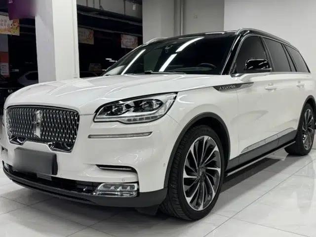 Lincoln Aviator 2021 3.0T V6 All-Wheel-Drive Executive Edition