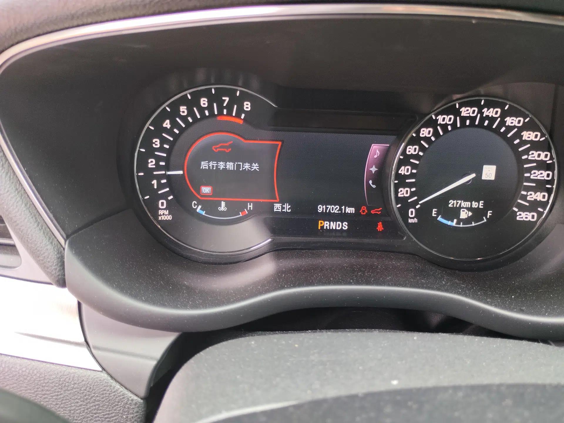Lincoln MKC 2014 2.0T Two-Wheel Drive Deluxe Edition — миниатюра 12