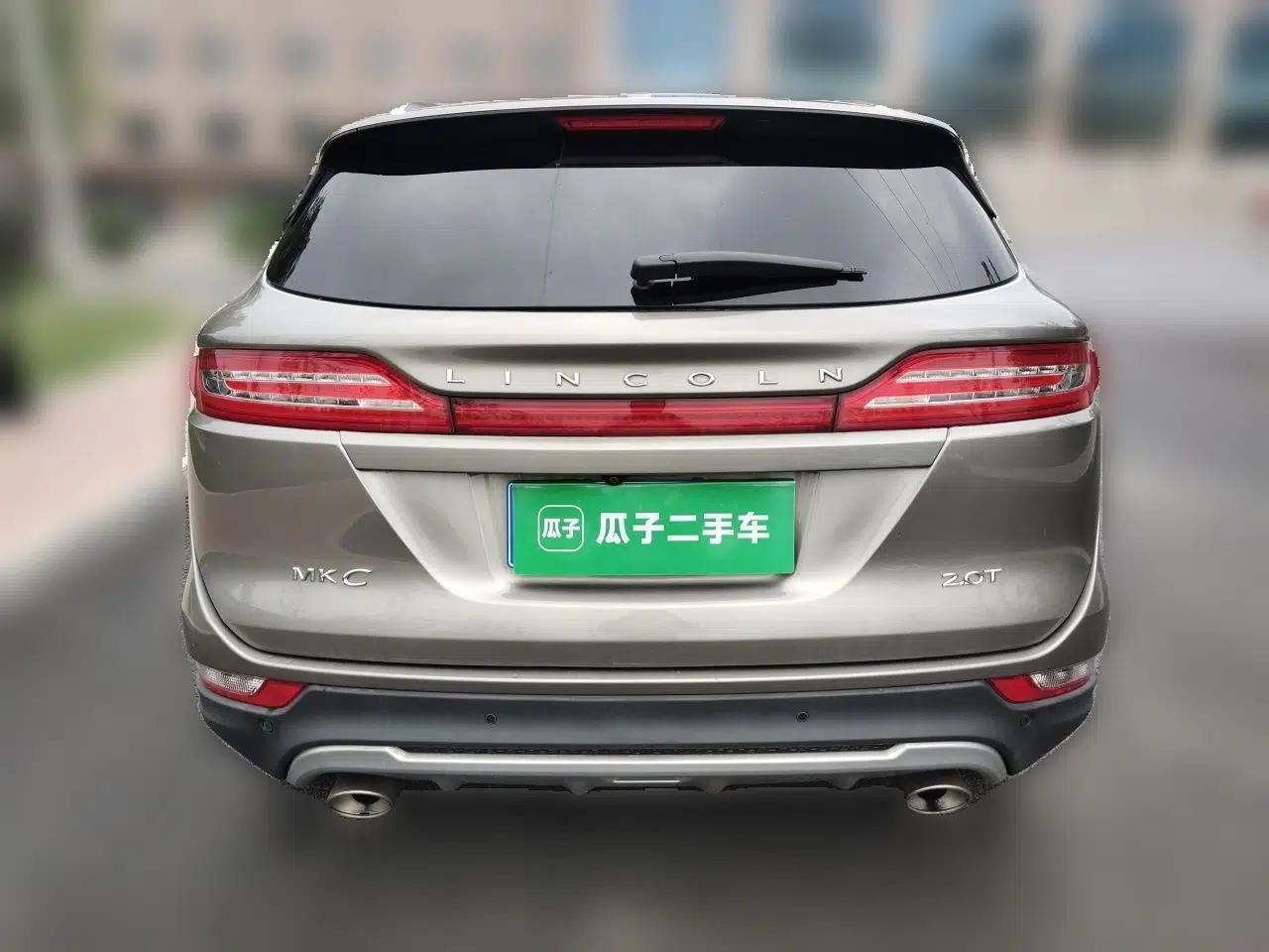 Lincoln MKC 2017 2.0T Two-Wheel-Drive Luxury Edition — миниатюра 5