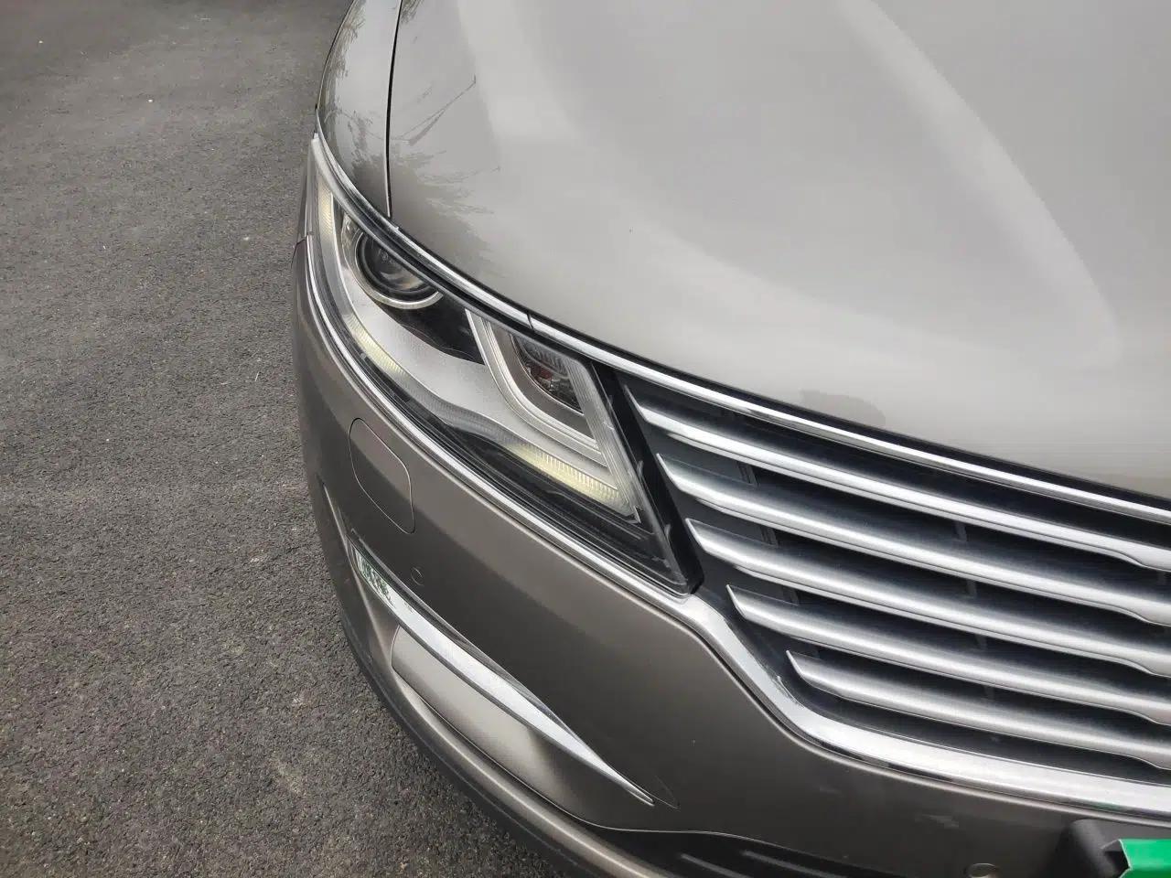 Lincoln MKC 2017 2.0T Two-Wheel-Drive Luxury Edition — миниатюра 7