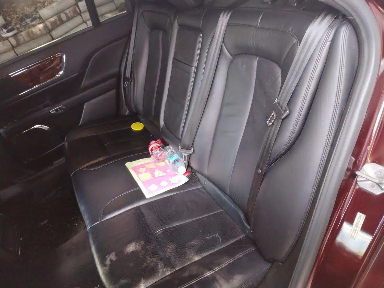 Lincoln Continental 2017 2.0T Two-Wheel Drive Deluxe Edition — миниатюра 18