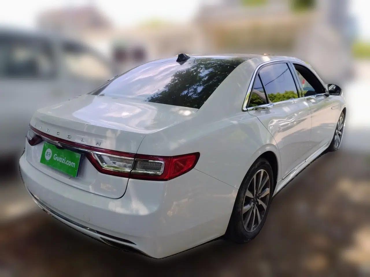 Lincoln Continental 2017 2.0T Two-Wheel Drive Deluxe Edition — миниатюра 6
