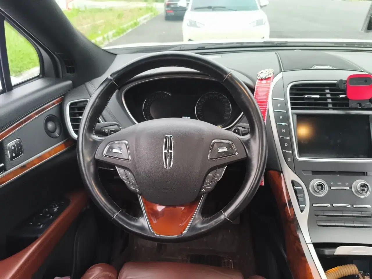 Lincoln MKX 2015 2.7T Four-Wheel Drive Prestige Edition — миниатюра 11